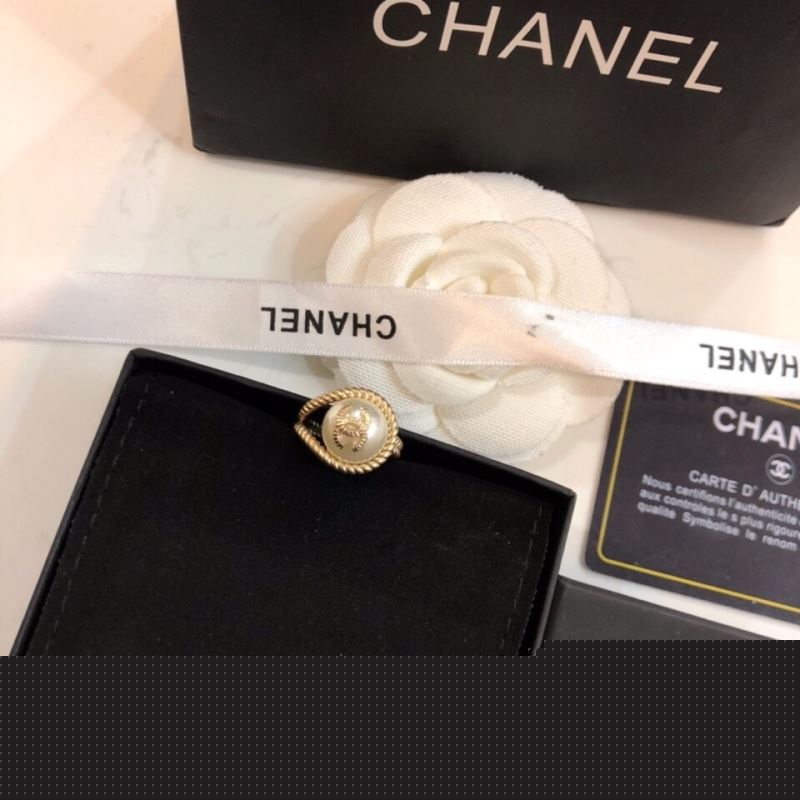 Ch*el rings